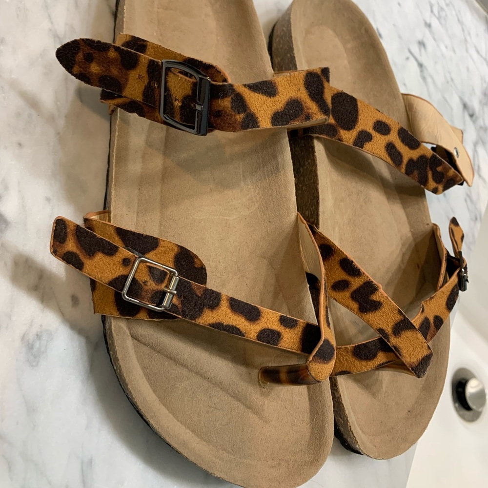 Animal print Sandals- size 8
